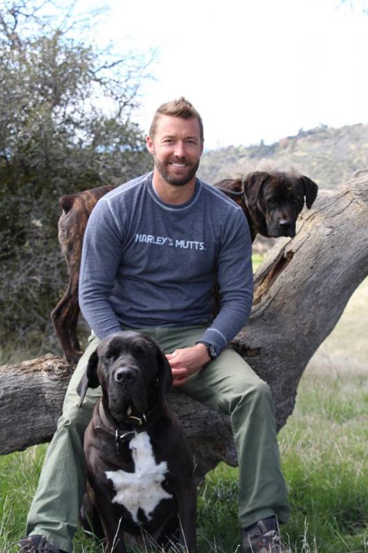 Marley's Mutts Dog Rescue nonprofit in Tehachapi, CA Volunteer, Read